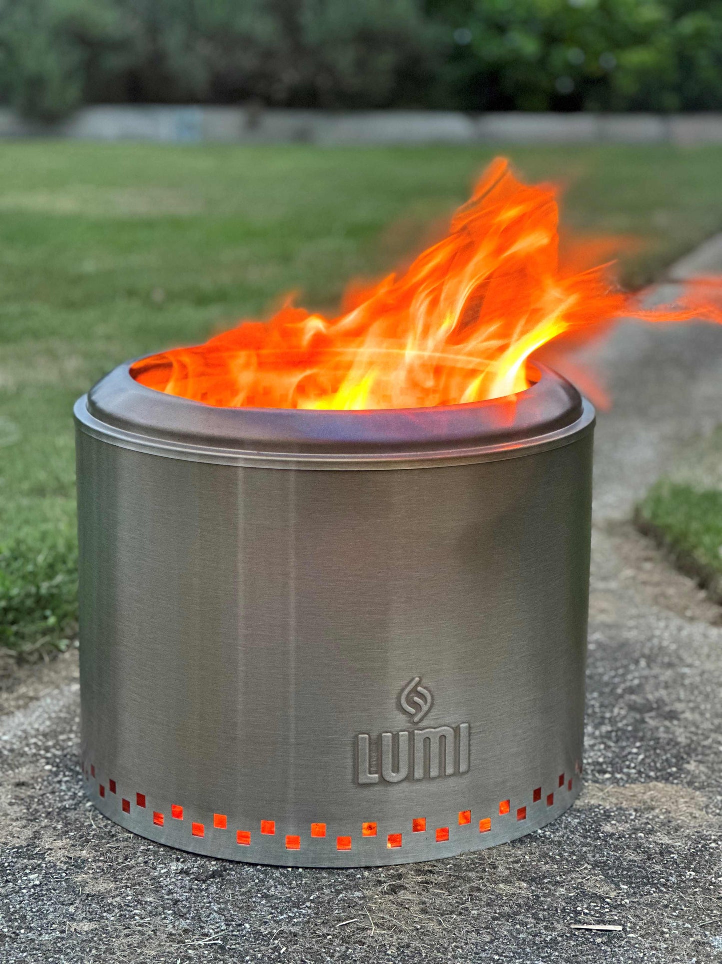 Lumi Smoke Less Fire Pit